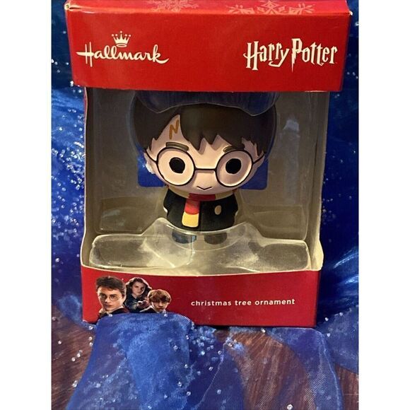 Hallmark Jurassic Park T-Rex Christmas Tree Ornament - Picture 6 of 11